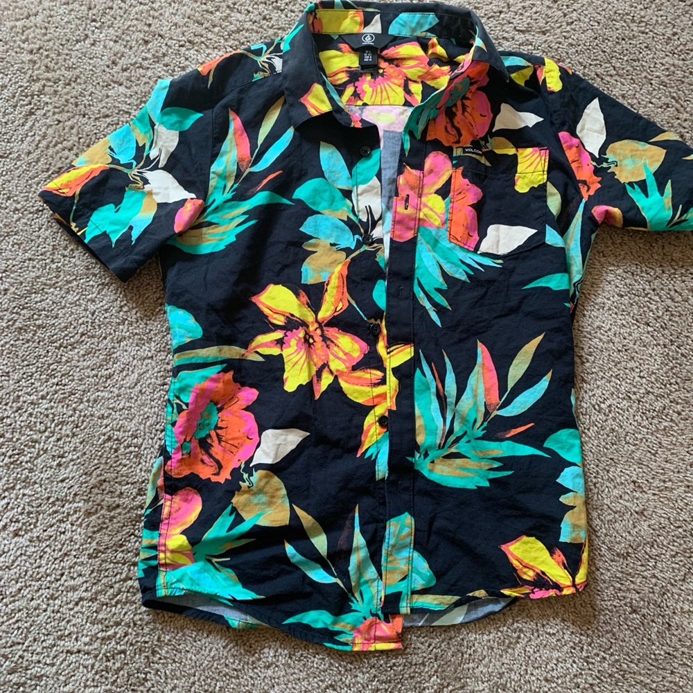 Volcom boy floral button up